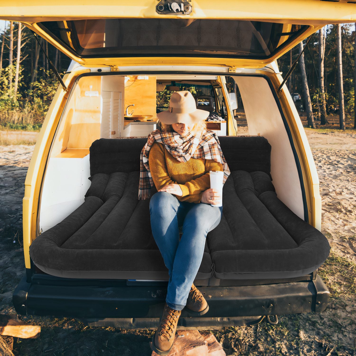 1Set Inflatable SUV Air Mattress Thickened Camping Bed Cushion With Pillow Storage Bag PVC Flocked Car Bed For Home Car Travel Camping